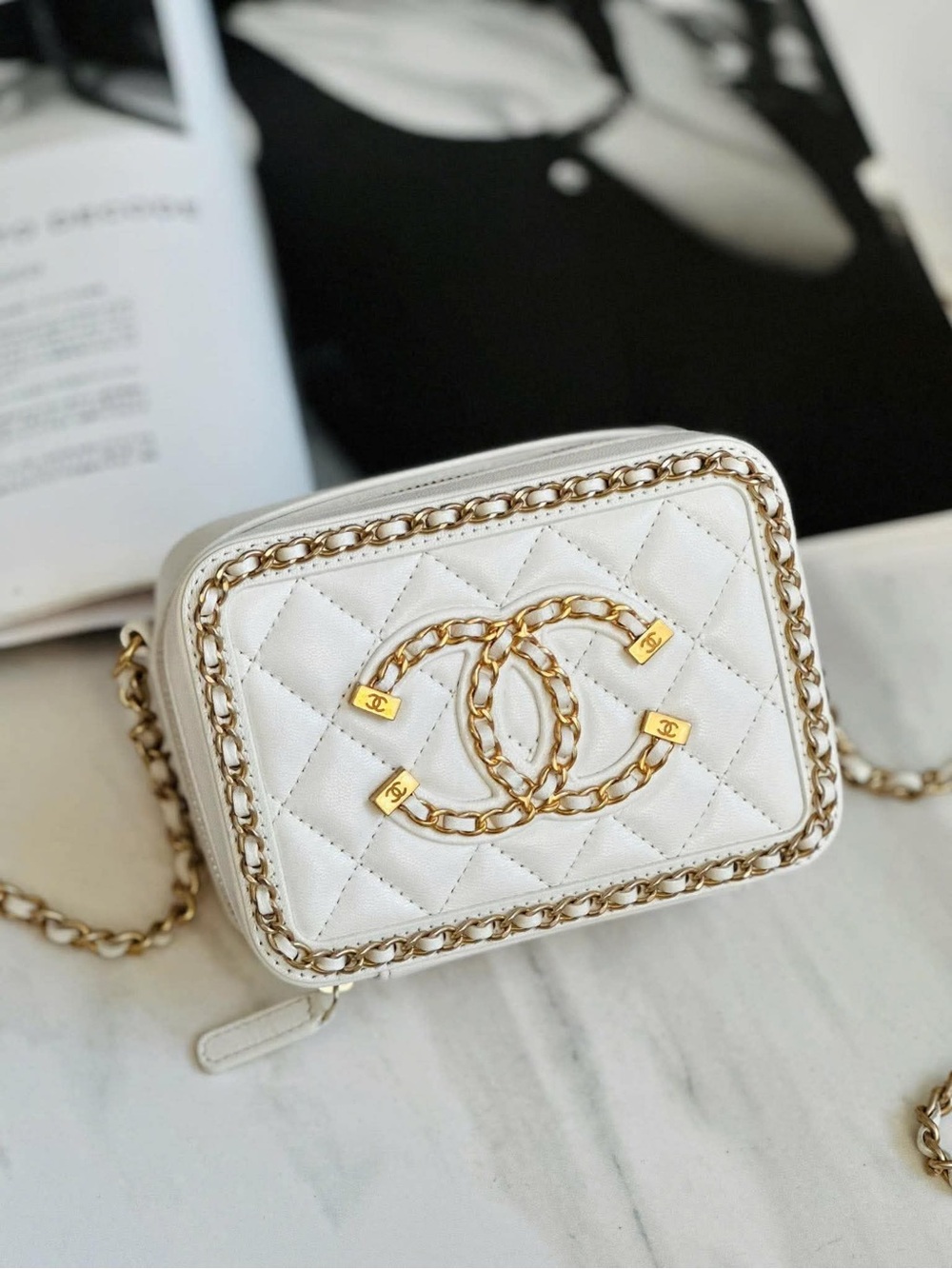 CHANEL CC Figley Vanity Case Crossbody Bag with Chain Around White Leather GHW